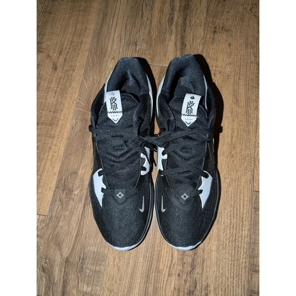 Nike Kyrie Low 5 TB 'Black And White' Mens US 11.5‎ D09617-002
